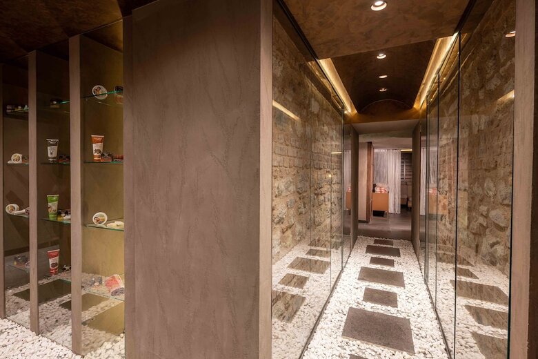 Cronton Design Hotel