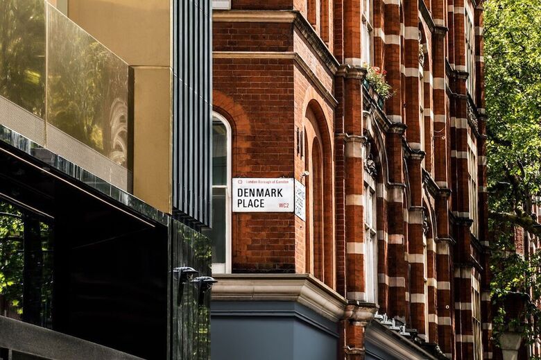 Hotel Chateau Denmark London