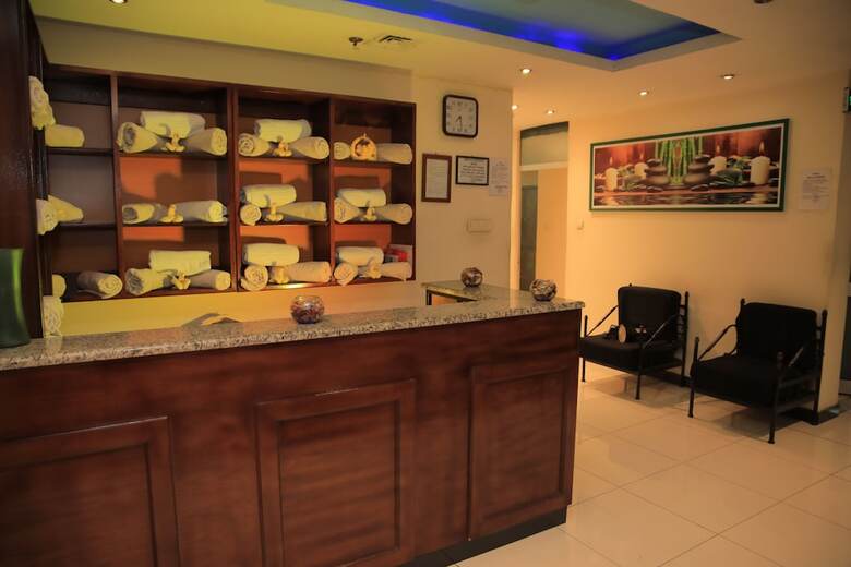 Debredamo Hotel