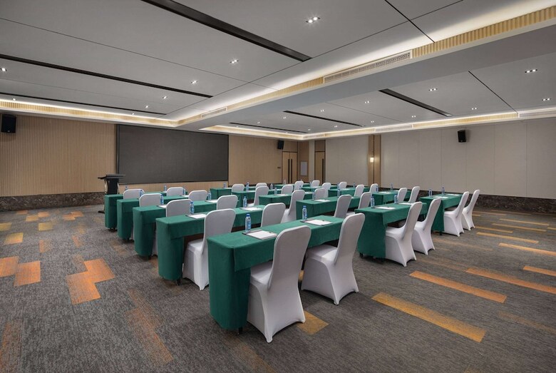 Hotel Ramada By Wyndham Guilin Yangshuo Resort