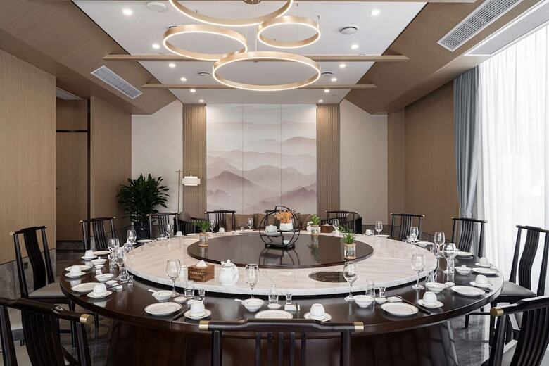 Hotel Ramada By Wyndham Guilin Yangshuo Resort