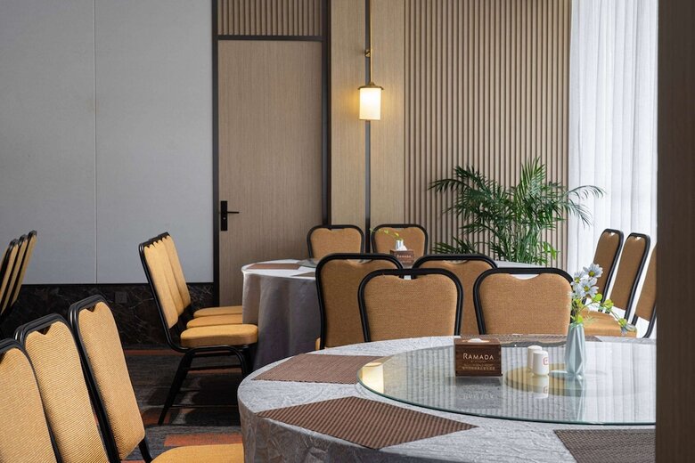 Hotel Ramada By Wyndham Guilin Yangshuo Resort