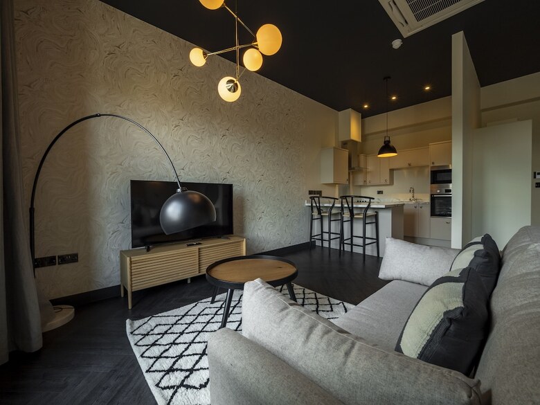 Bowers Mill Aparthotel