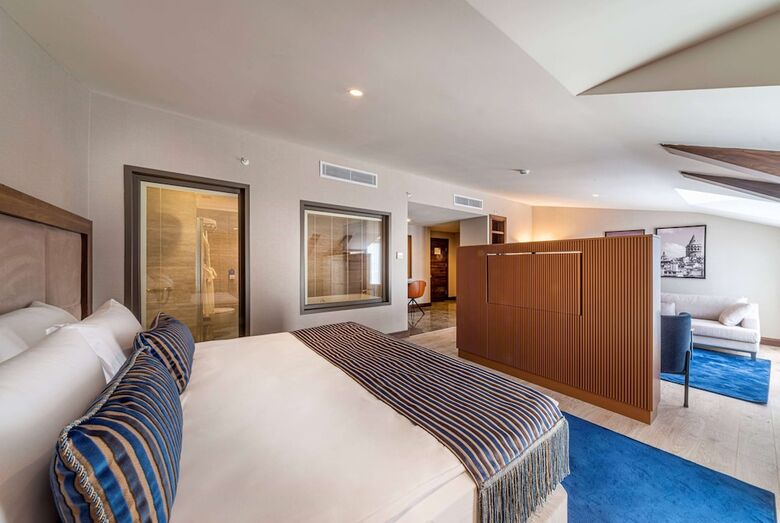 TRYP By Wyndham Istanbul Sisli Hotel