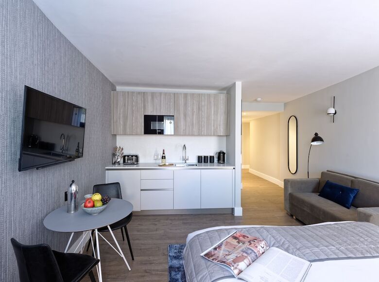 Hotel The Residen