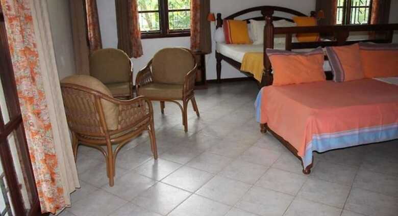 Niro Beach House-kusyombunguo Hotels Ltd