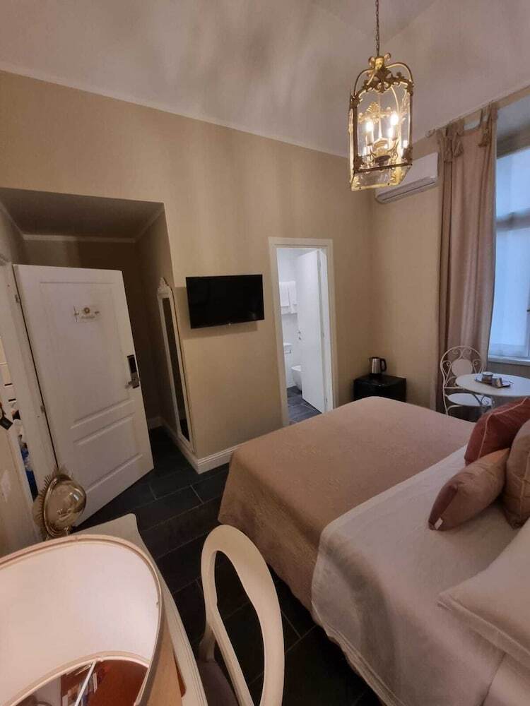 Domus Aurea Luxury