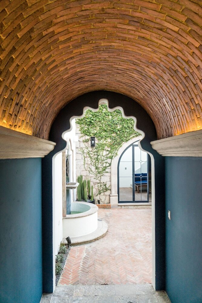 Hotel Casa Delphine