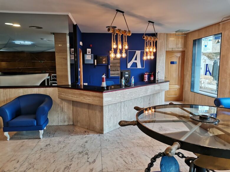 Hotel Arha Santo�a