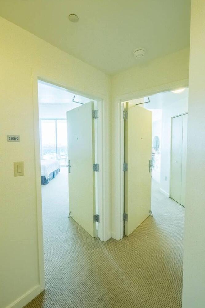 Apartamentos Ocean, Marina & City View Studio + Balcony #2