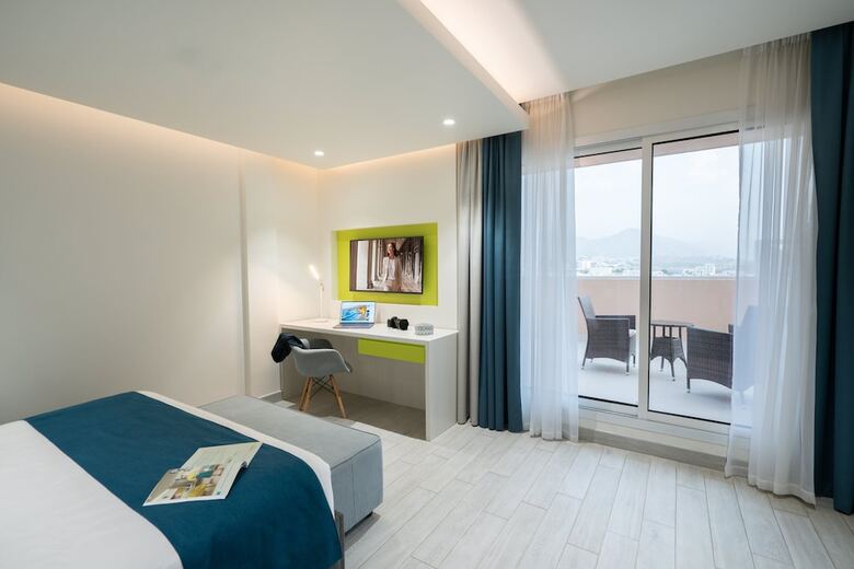 Hotel Citadines Al Ghubrah Muscat