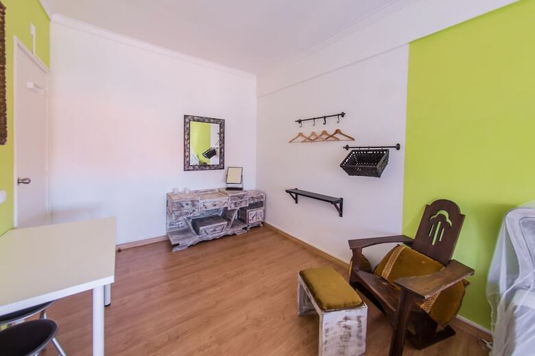 Happy Reception Boutique Hostel Marqu�s.