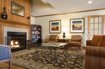 Posada Country Inn & Suites Maumee Toledo