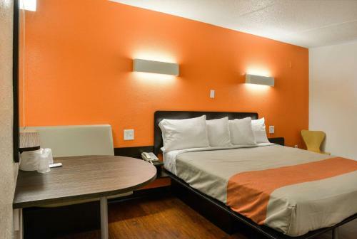 Motel 6 Toledo