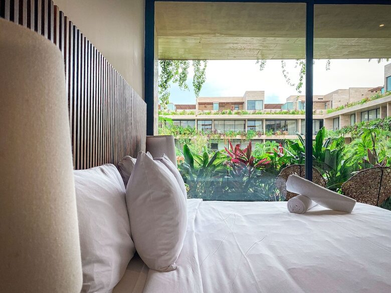 Mistiq Tulum