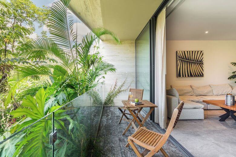 Mistiq Tulum