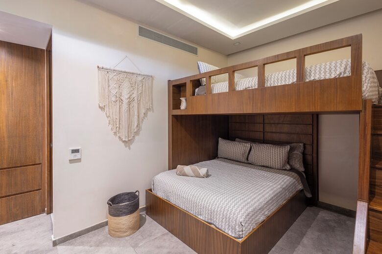 Mistiq Tulum