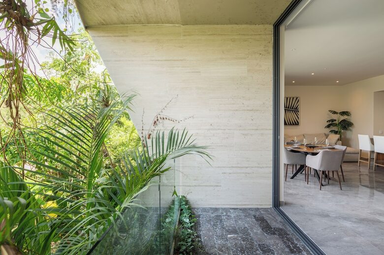 Mistiq Tulum