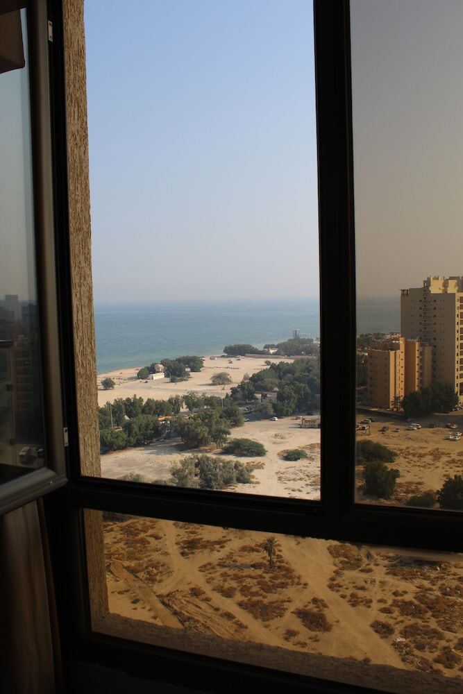 Hotel Magic Suite Mahboula-5
