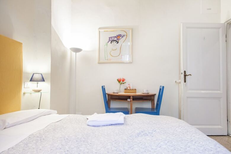Bed & Bed Cassia