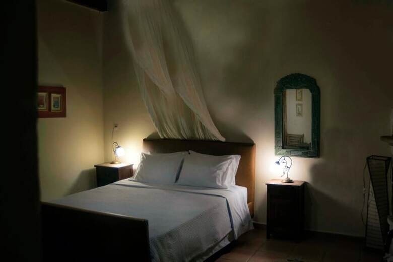 Hotel Troullos Traditional Houses