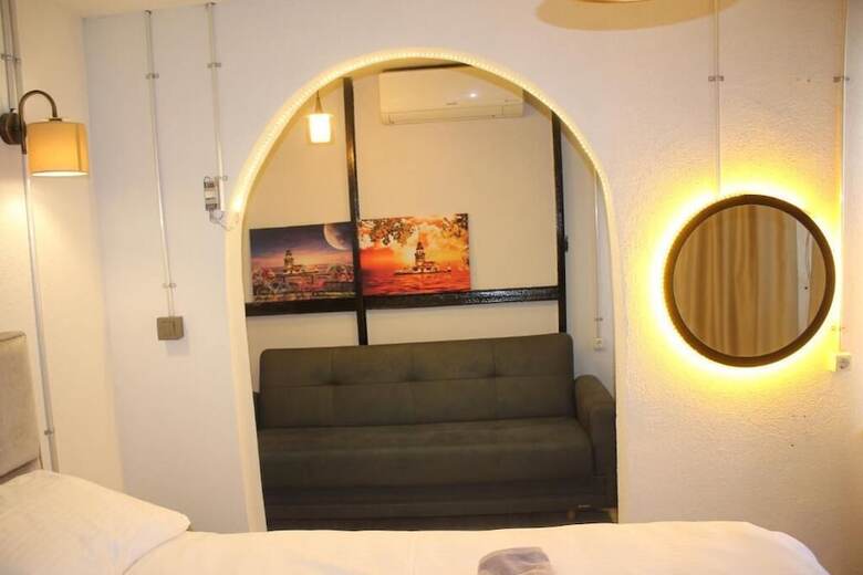 Ambar Hotel