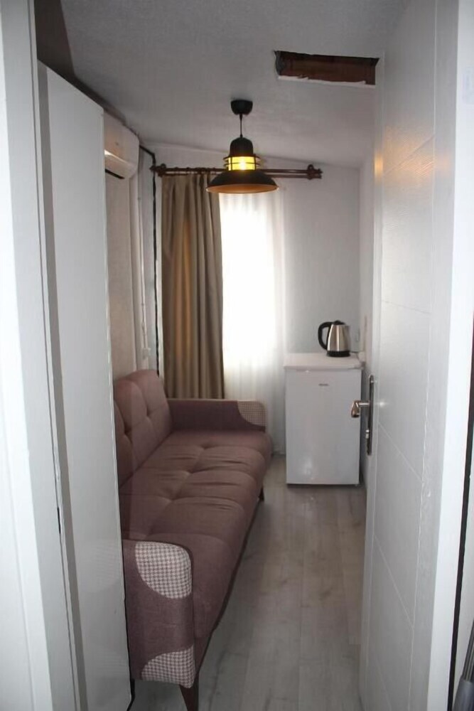 Ambar Hotel