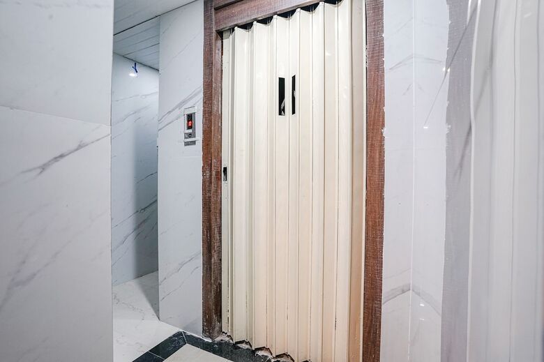 Hotel Fabexpress Yatri Inn