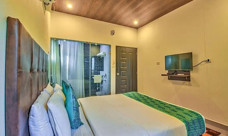 Hotel Fabexpress Balaji Inn