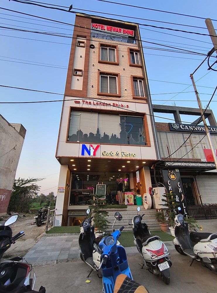 Hotel Mewar Shine