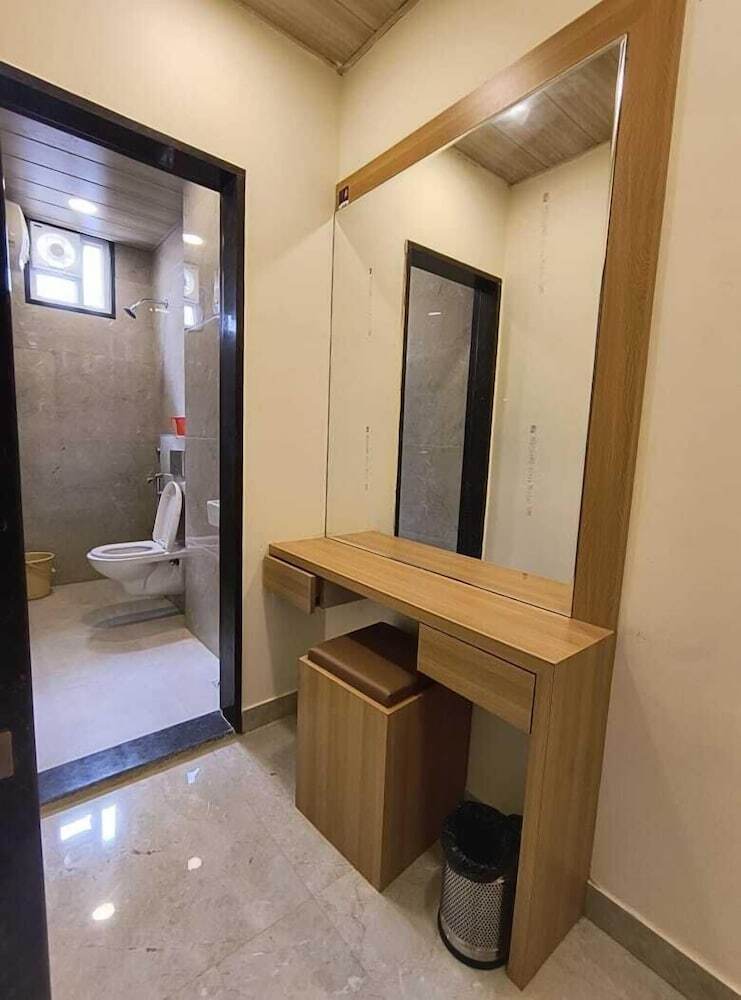 Hotel Mewar Shine