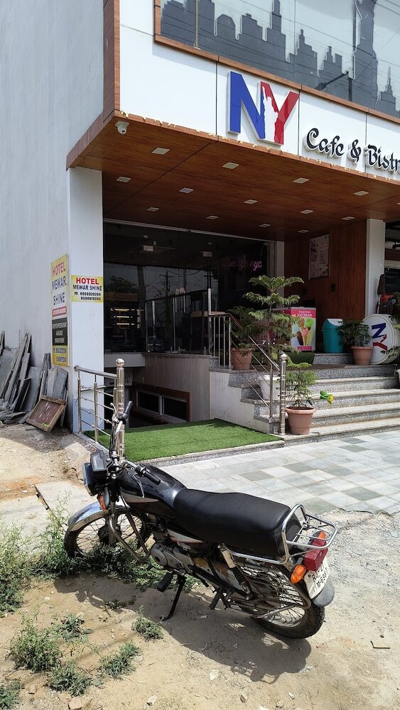 Hotel Mewar Shine