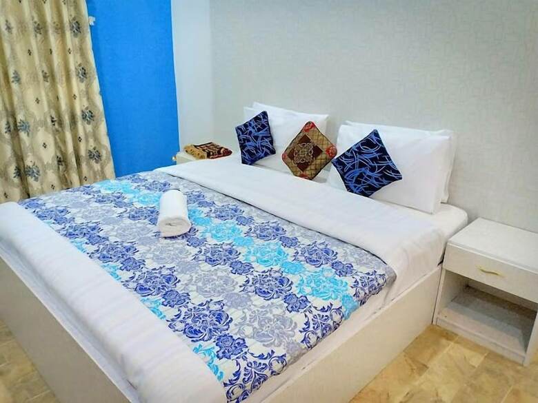 Hotel Defence Inn