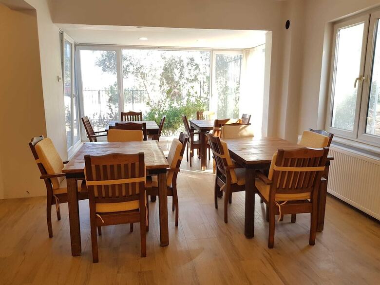 Pension Seron Mountain House