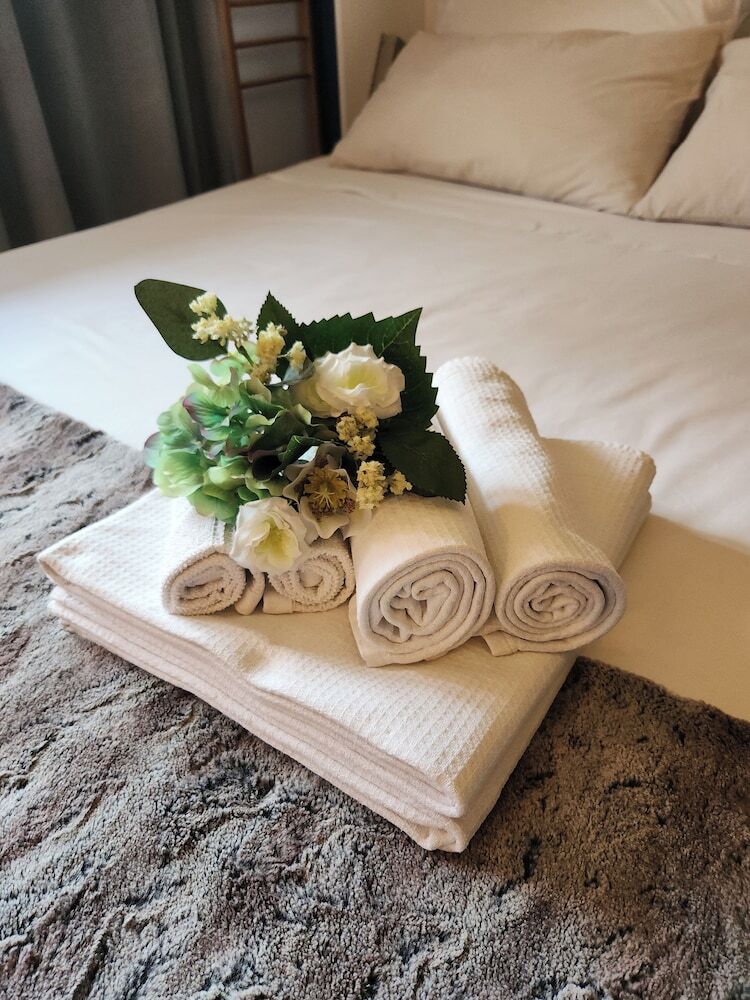 Gaia Suites B&B