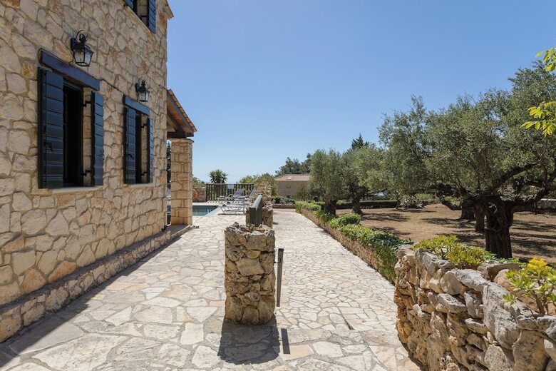 Aresti Mountain Resort