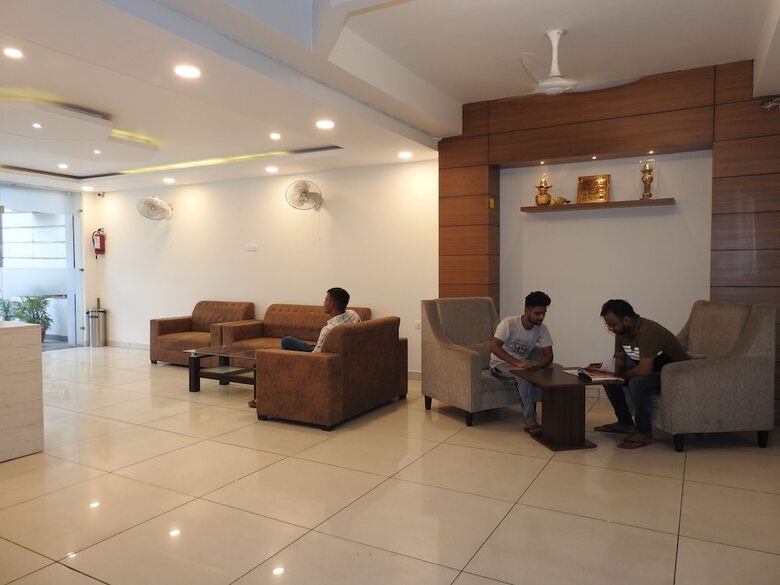 Hotel Aakash Residency