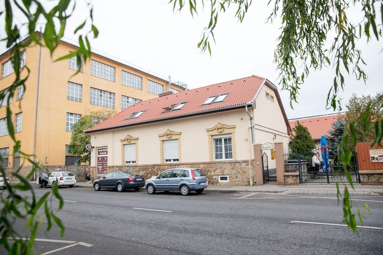 Karin Hotel