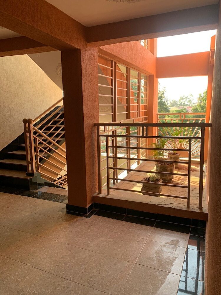 Aparthotel Lux Suites Dublin Suites Utawala