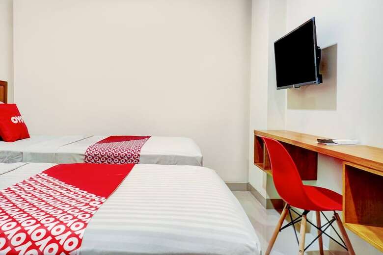 Hotel Oyo 90629 The Home Srengseng