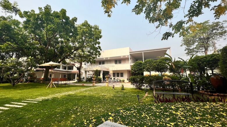 Udee Cozy Hotel
