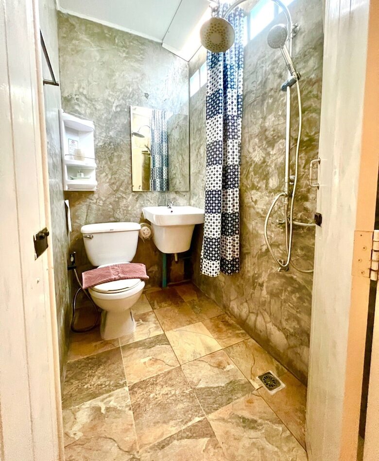 Udee Cozy Hotel