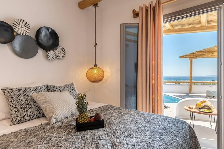 Naxos Contelibro