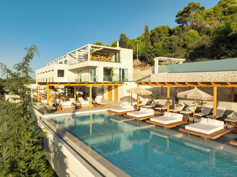 Hotel Myzith Luxury Suites