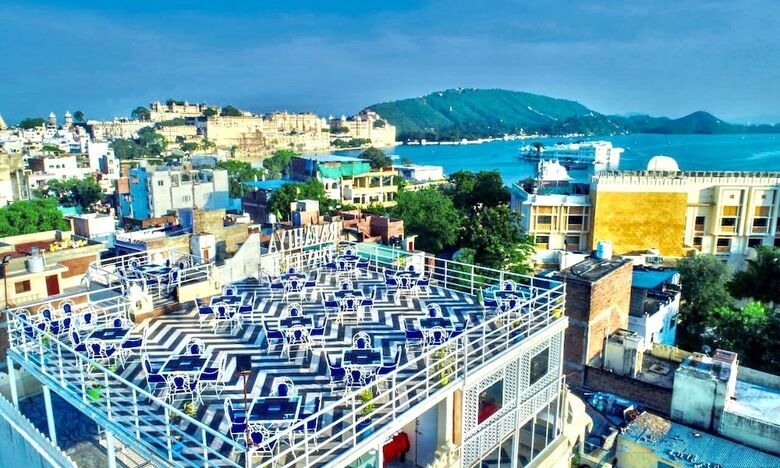 Hotel Pax Rafahiya Haveli Udaipur