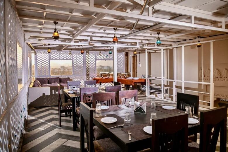 Hotel Pax Rafahiya Haveli Udaipur