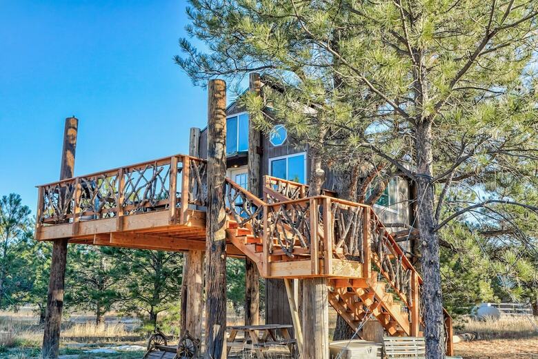 Tree Deer Blind