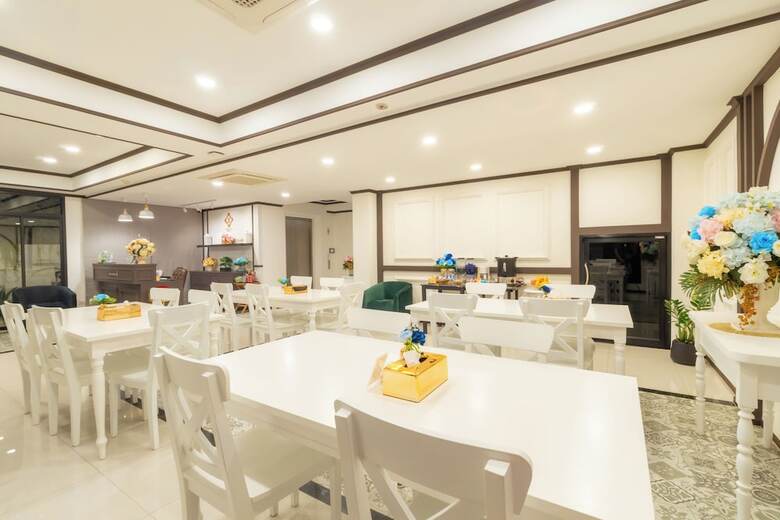 Le Ville Lanna Bouqitue Hotel