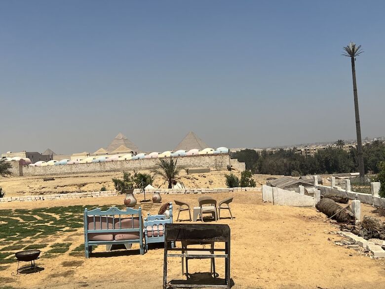 Bed & Breakfast Camp Pyramids View Hotel