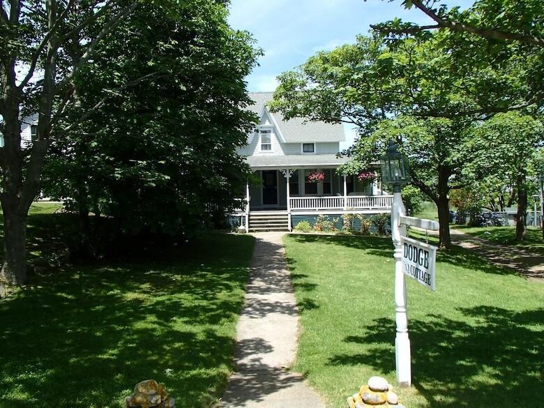 Dodge Cottage